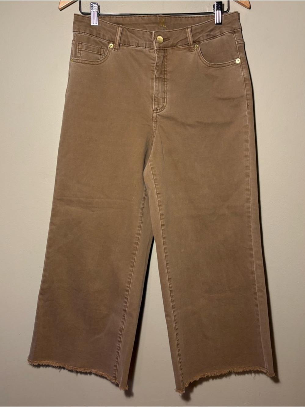 Melanie Lyne Wide Leg, Cropped Jeans, Tan/Mocha with Raw Hem, Sz. 10. Like new!